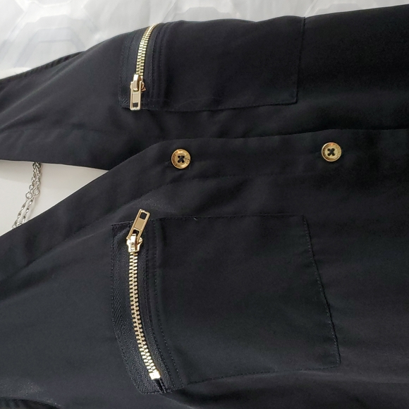 Guess Black Tunic Style Shirt Size Small - Picture 3 of 6